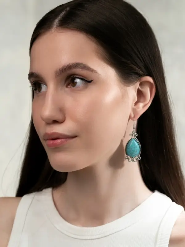 Серьги &laquo;Бирюзовый мир&raquo;, капля, голубые в чернёном серебре