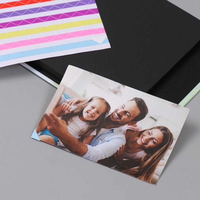 Фотоальбом 25 листов (наклейки+кольца)  Фотоальбом 25 листов (наклейки+кольца) "Любовь там, где в неё верят!" 19х27х3 см