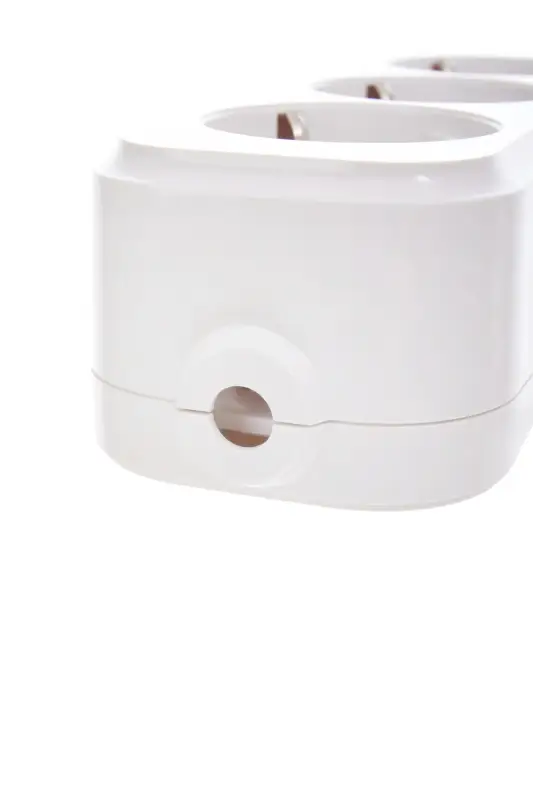 Колодка K04 4 места 2P+PE 16A CLASSIC