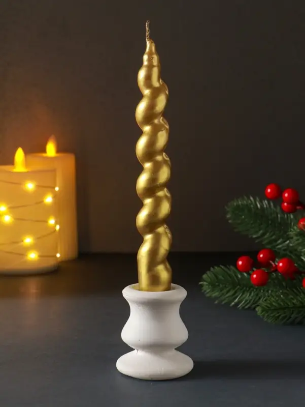 Свеча витая Свеча витая "LUXURY" 25*180 мм, лакированная, золото