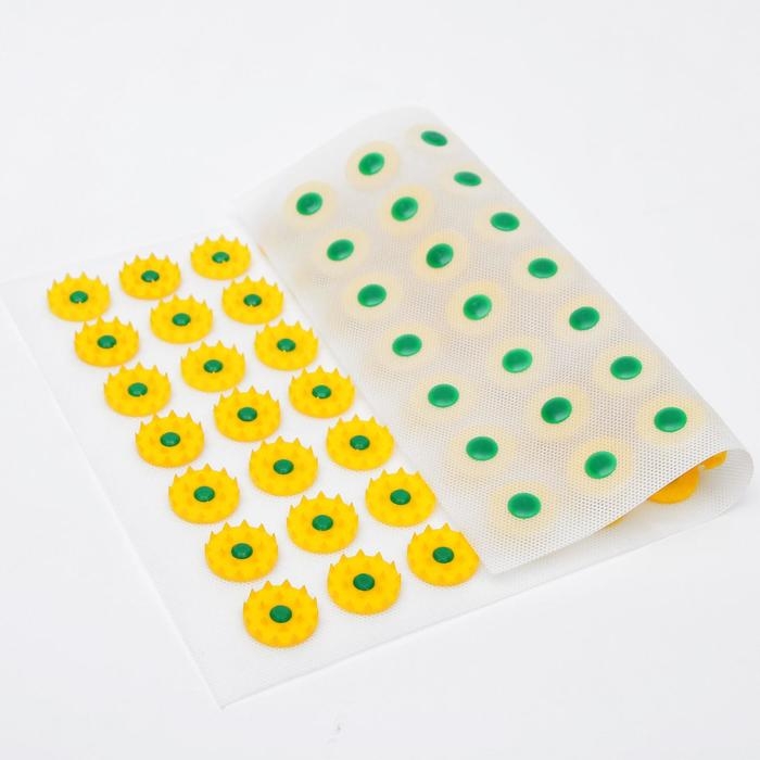 Аппликатор Аппликатор "Кузнецова", 70 колючек, спантекс, 23х32 см, жёлтый.