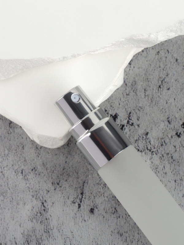 Флакон для парфюма, с распылителем, стеклянный, 5 мл, фасовка - 3 шт, цвет серый Флакон для парфюма, с распылителем, стеклянный, 5 мл, фасовка - 3 шт, цвет серый