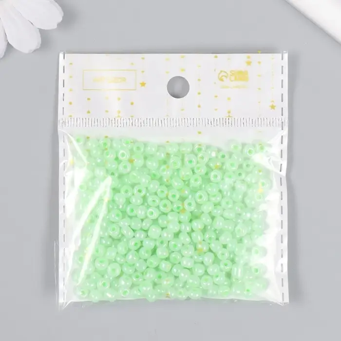 Бисер стекло 6/0  Бисер стекло 6/0 "Цветная серединка. Салат" 30 гр