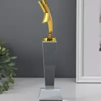 Сувенир "Стела наградная. Золотая звезда", крафт коробка, 27,8х6,8х6,8 см