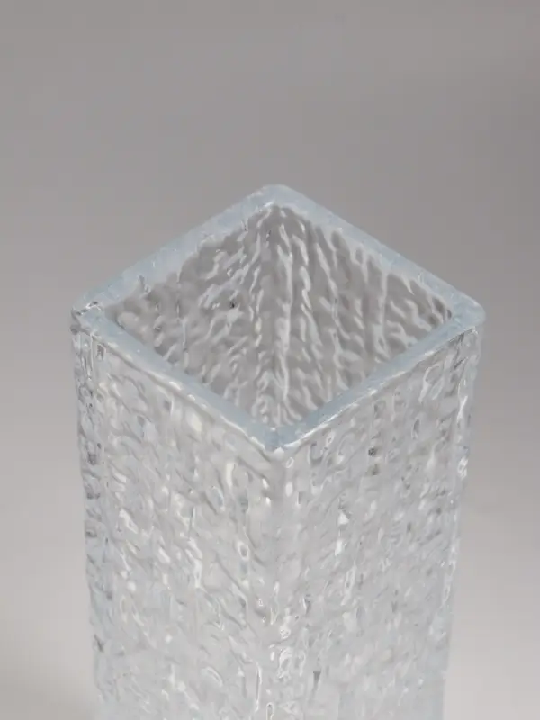 Ваза стекло настольная "Бритт" размытие, 24х8 см, прозрачный