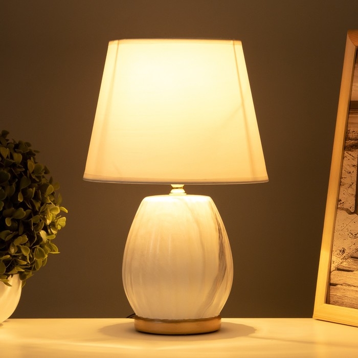 Лампа настольная Лампа настольная "Валерия" 1х40Вт Е14 серый 20х20х31см