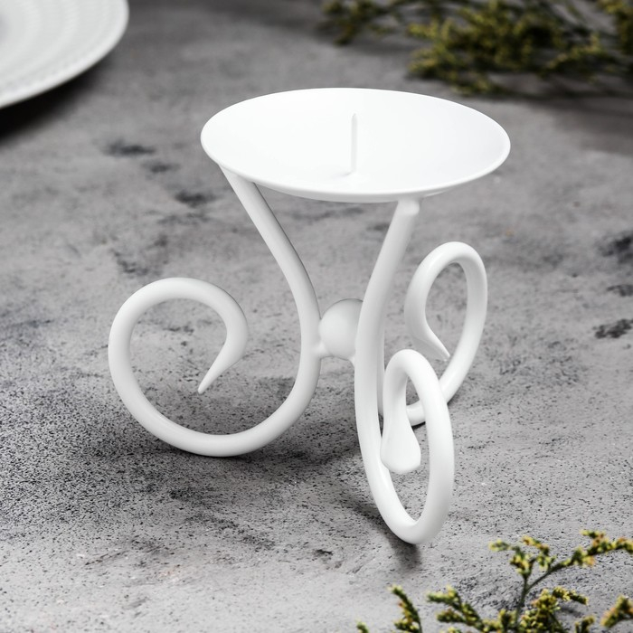 Подсвечник Подсвечник "Весел Н" металл на 1 свечу, 9,5х7,6 см, белый