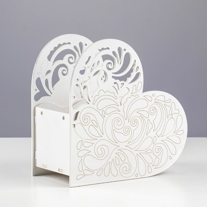 Кашпо деревянное  Кашпо деревянное "Сердце" 18х8,6х14 см белый