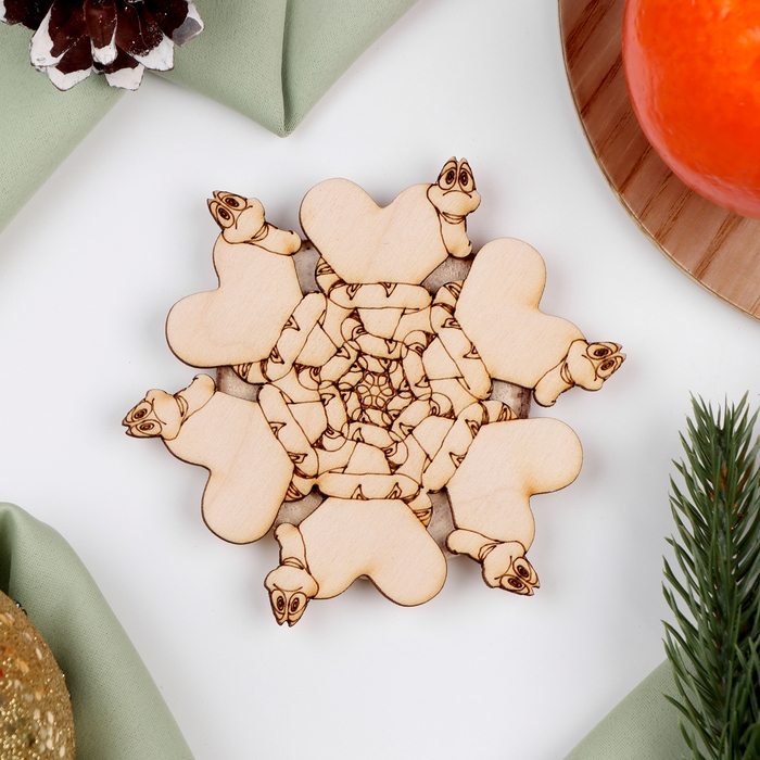 Новый год. Подставка с символом года под горячее «С любовью», D=11 см, можжевельник Новый год. Подставка с символом года под горячее «С любовью», D=11 см, можжевельник