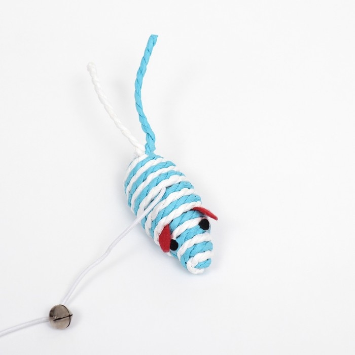 Дразнилка-удочка с мышью на деревянной ручке, голубая/белая Дразнилка-удочка с мышью на деревянной ручке, голубая/белая