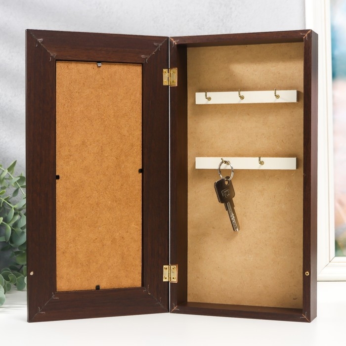 Ключница Ключница "Портрет бабочка" венге 16х31 см