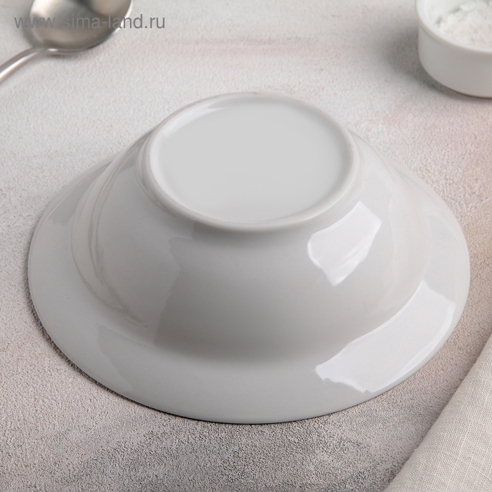 Салатник фарфоровый, 300 мл, d=17 см Салатник фарфоровый, 300 мл, d=17 см