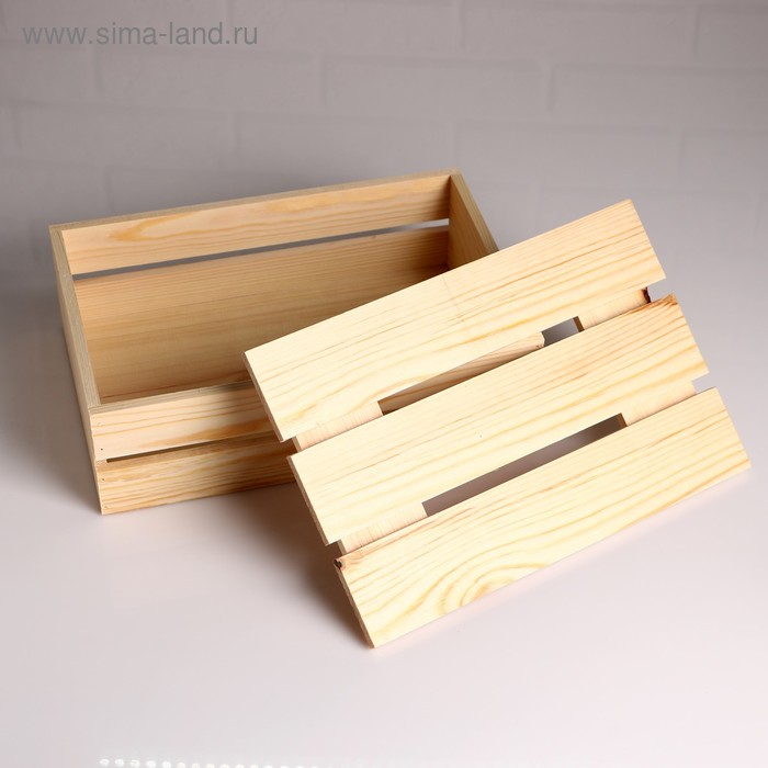 Ящик деревянный 30×20×10 см подарочный с реечной крышкой Ящик деревянный 30×20×10 см подарочный с реечной крышкой