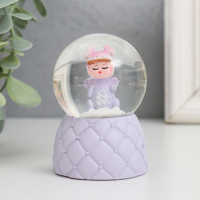 Сувенир полистоун водяной шар свет Сувенир полистоун водяной шар свет "Малыш-динозаврик" МИКС 4х4х6,7 см