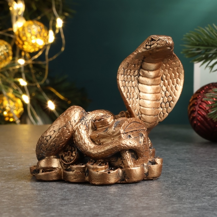 Новый год. Символ 2025. Фигура Новый год. Символ 2025. Фигура "Змея с сундуком" бронза, 6х6х5см