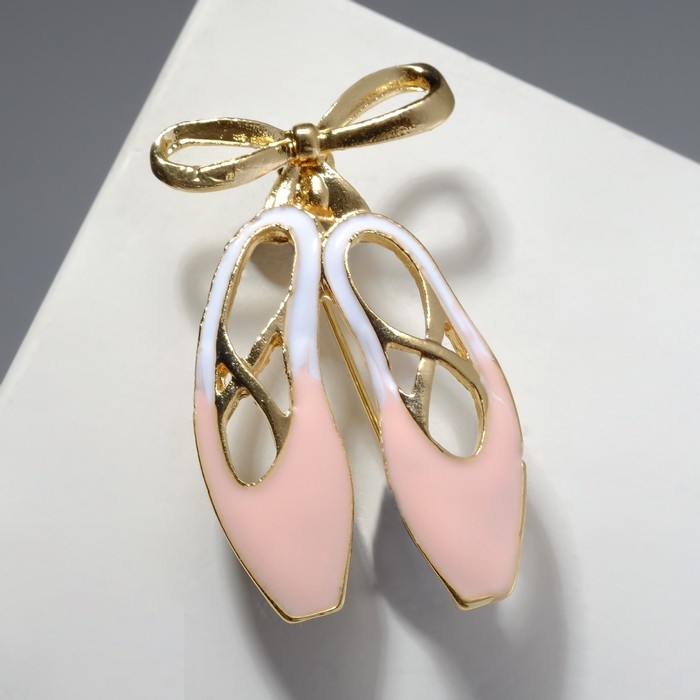 Брошь «Пуанты», цвет розовый в золоте Брошь «Пуанты», цвет розовый в золоте
