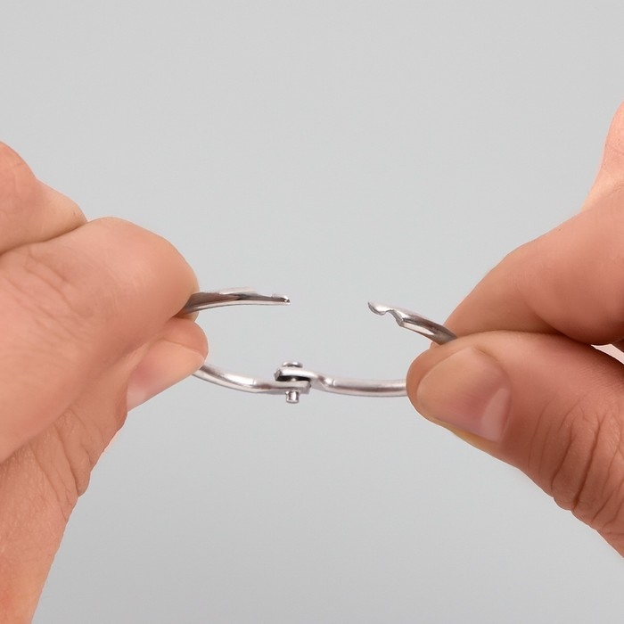 Кольца для творчества (фотоальбомов) Кольца для творчества (фотоальбомов) "Серебро" внутр. d= 3 см внешн. d=3,4 см н-р 10 шт