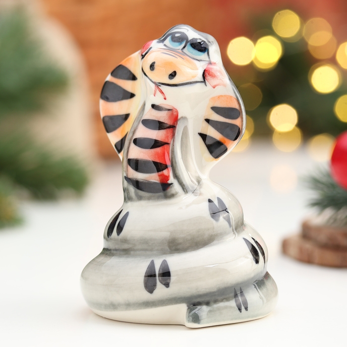 Сувенир «Змея Милена», гжель, цвет, 10х6.5 см Сувенир «Змея Милена», гжель, цвет, 10х6.5 см