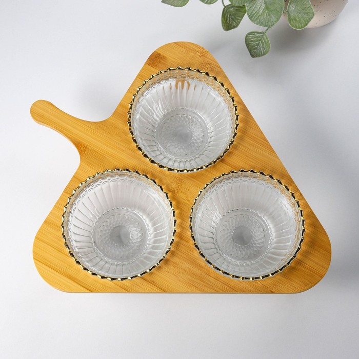 Набор салатников стеклянных на подставке «Ронда», 350 мл, 37,5×32,5×7 см, 3 шт Набор салатников стеклянных на подставке «Ронда», 350 мл, 37,5×32,5×7 см, 3 шт