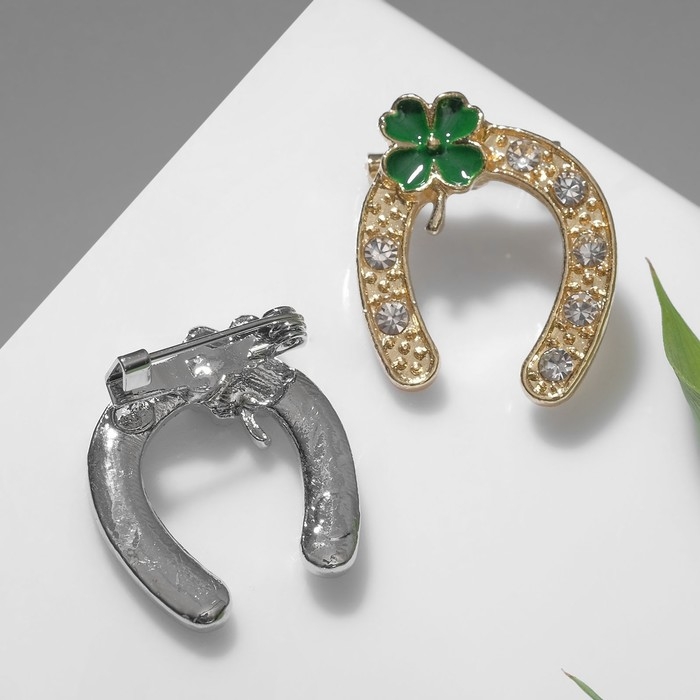 Брошь «Подкова» на удачу с клевером, цвет МИКС (неделимая фасовка 12 шт., цена за шт.)