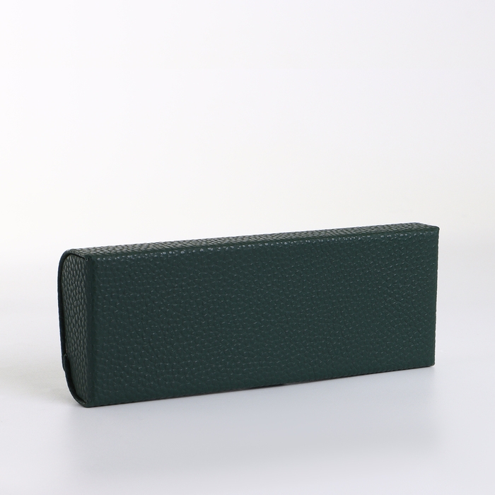 Футляр для очков на магните, длина 16 см, цвет тёмно-зелёный Футляр для очков на магните, длина 16 см, цвет тёмно-зелёный