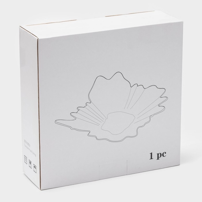 Тарелка стеклянная «Рени», 28,5×26,5×7 см, цвет золотой Тарелка стеклянная «Рени», 28,5×26,5×7 см, цвет золотой