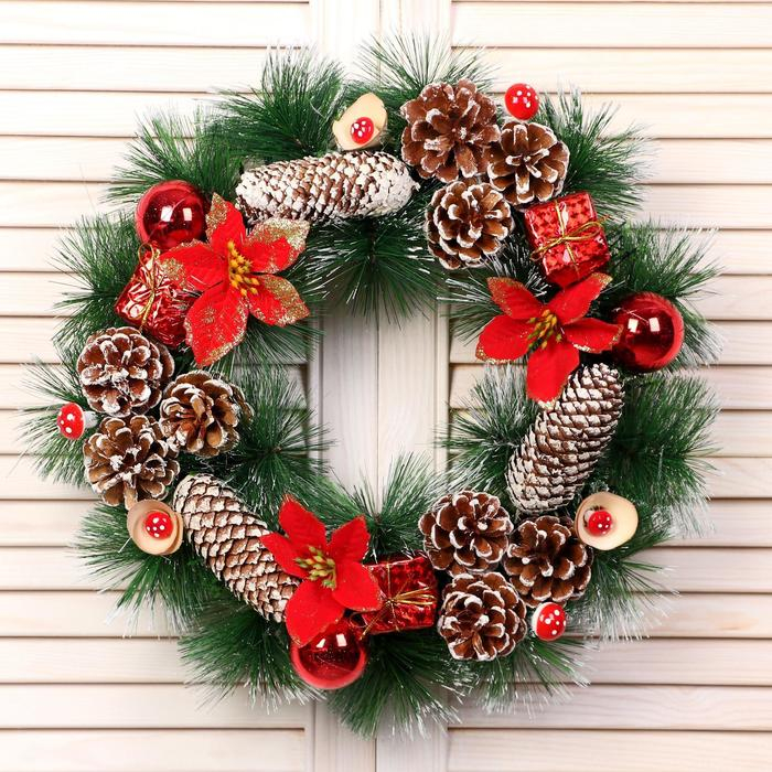 Венок новогодний d-40 см Венок новогодний d-40 см "Снежные шишечки с грибочками"