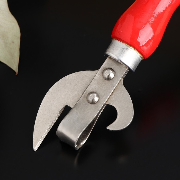 Открывашка консервная «Хохлома», клепаная, с художественной росписью, деревянная