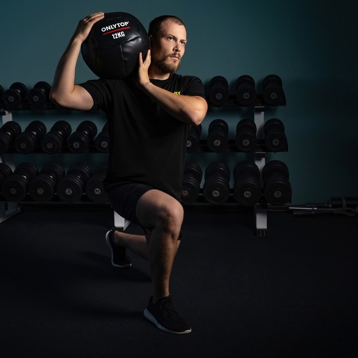 Медицинбол ONLYTOP, 12 кг, d=31 см Медицинбол ONLYTOP, 12 кг, d=31 см