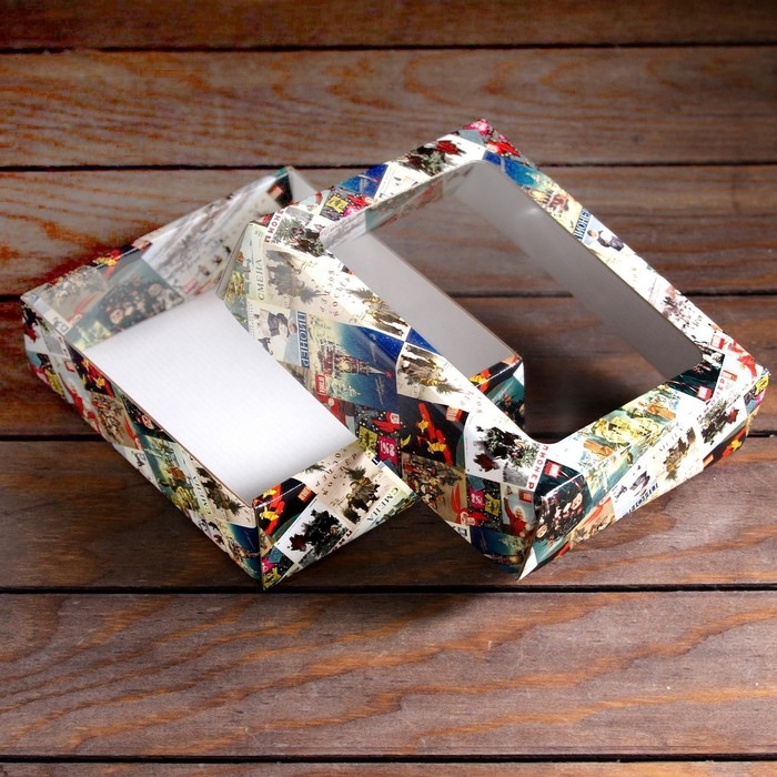 Новый год. Коробка подарочная, крышка-дно, с окном Новый год. Коробка подарочная, крышка-дно, с окном "Новогодняя афиша", 18 х 15 х 5 см.