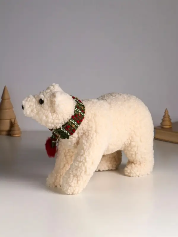 Декор  Декор "Белый медведь в новогоднем шарфе" 29х13х20 см