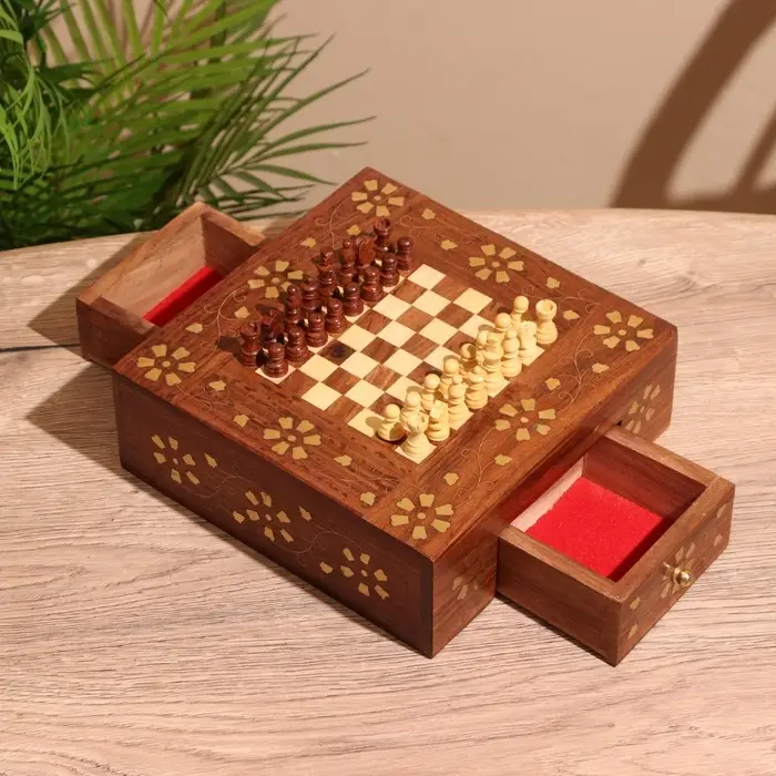 Шахматы дорожные, 20.5&times;20.5&times;7 см, дерево шишам