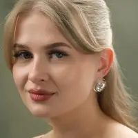Серьги гвоздики &laquo;Кристалл. Круг&raquo;, белые