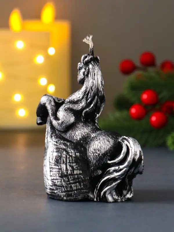 Свеча Символ Года   Свеча Символ Года  "Лошадь с мешком подарков", лак, 9,2*8*5, черная