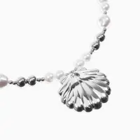 Колье на жемчужных бусах &laquo;Ракушка&raquo;, L=55 см, белый в серебре