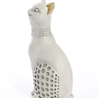 Фигурка полистоун &laquo;Кошечка с золотыми ушками и носиком&raquo; 6.7&times;9&times;18.8 см