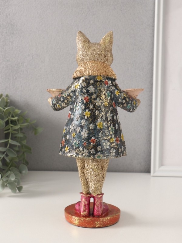 Сувенир полистоун подставка Сувенир полистоун подставка "Кошка в пальто с воротником" 15,5х14х27 см