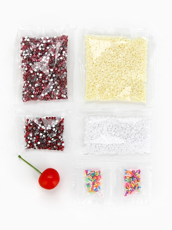 Алмазная мозаика на фигурке с полным заполнением «Медведь», пироженка Алмазная мозаика на фигурке с полным заполнением «Медведь», пироженка