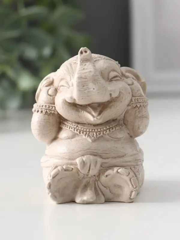 Фигура «Слон ничего не слышу», 7×5.5×6 см, слоновая кость