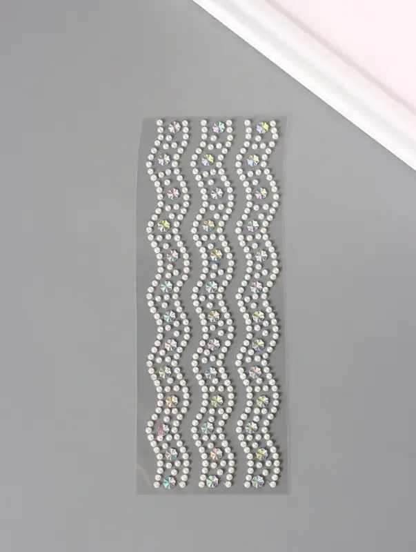 Стразы самоклеящиеся &laquo;Жемчужный браслет волна с кристаллами&raquo;, 480 шт., 9.3&times;21 см