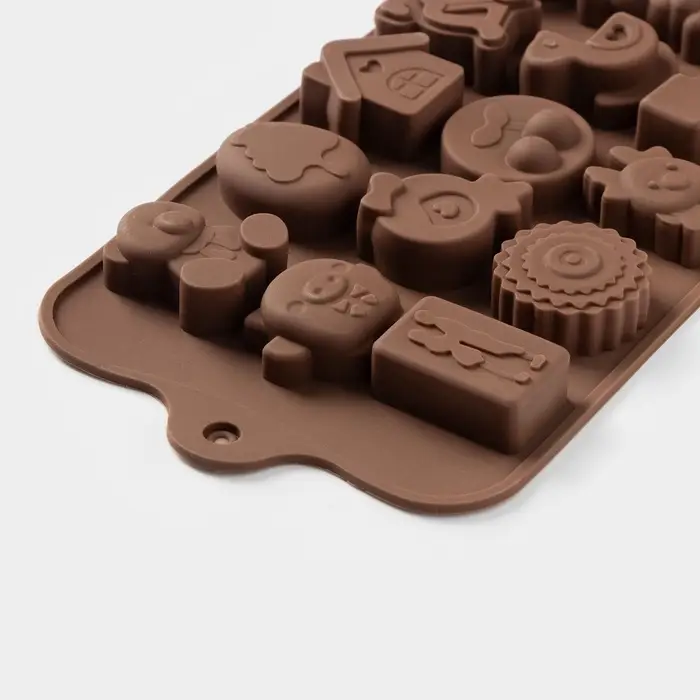 Форма для конфет и шоколада Доляна &laquo;Счастье есть&raquo;, силикон, 21&times;11&times;1.5 см, 15 ячеек, коричневый