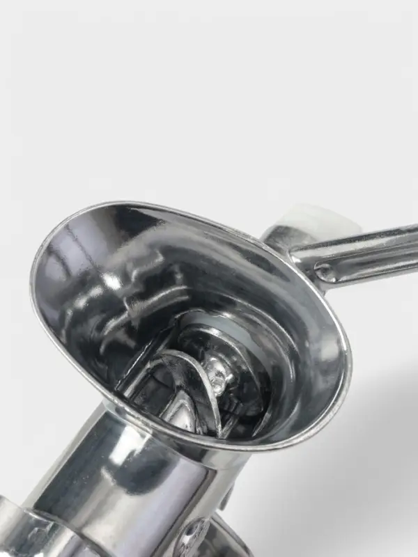 Мясорубка ручная &laquo;Советская&raquo;, алюминий, 22.5&times;13.5 см, серебристая