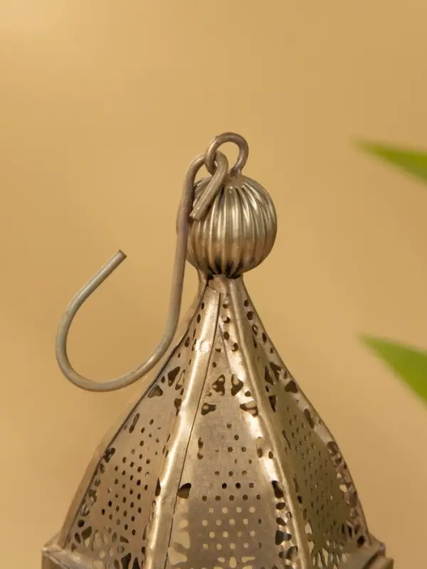 Подсвечник фонарь "Кружево" железо 6,5х6,5х18 см