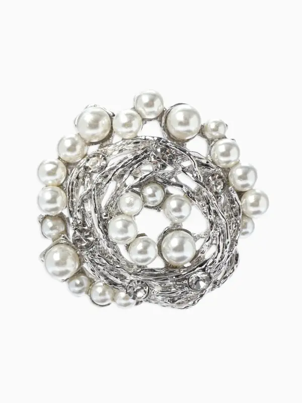 Брошь &laquo;Жемчуг&raquo;, гнездо, цвет белый в серебре