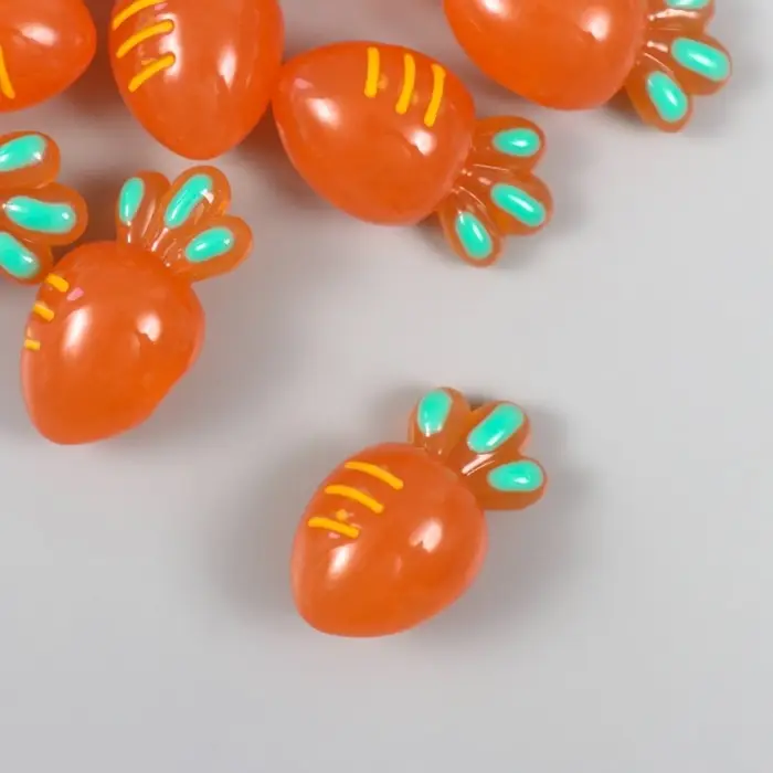 Бусина для творчества пластик "Морковка" 3,2х2,3х1,5 см