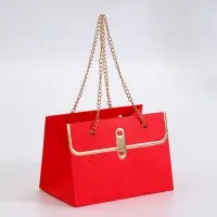 Пакет переноска для цветов, ручка цепь, &laquo;Красный&raquo;, с золотым тиснением, 15&times;10.5&times;10 см