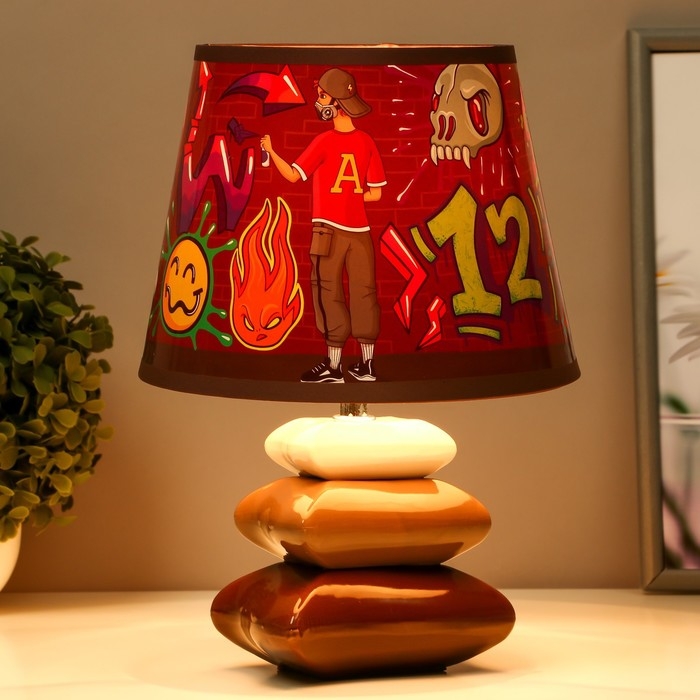 Настольная лампа  Настольная лампа "Граффити" Е14 15Вт 20х20х28 см RISALUX