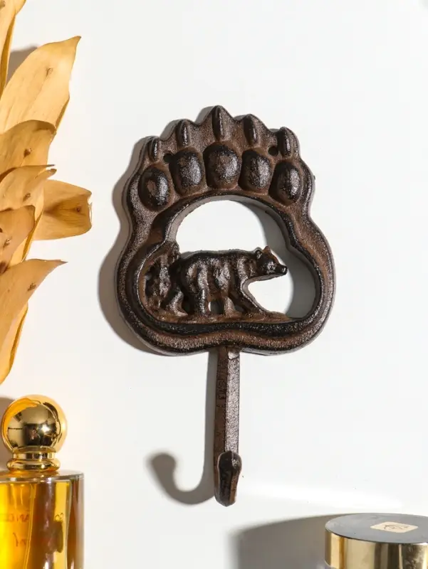 Крючок настенный &laquo;След медведя и медведь&raquo;, ключница декоративная, чугун, 18.5&times;10.5&times;3.5 см