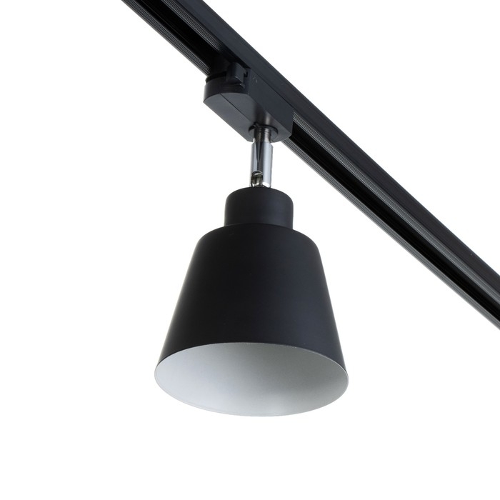 Светильник трековый Светильник трековый "Цилиндр" Е27 40Вт черный 17х12х18см