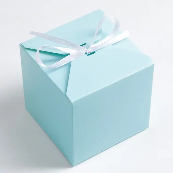 Коробка складная голубая, 10×10×10 см Коробка складная голубая, 10×10×10 см